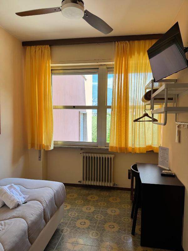 Single Room image 1
