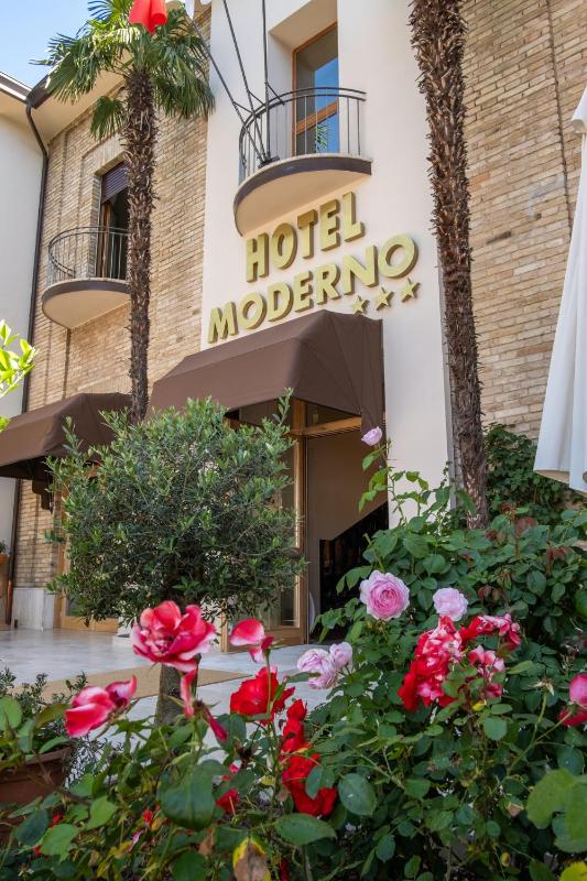 Hotel Moderno - image 1
