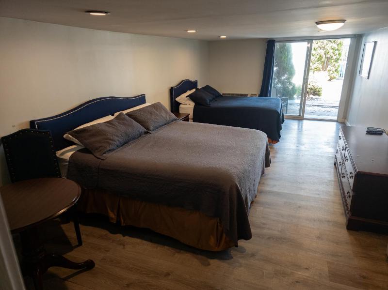 King Room - Disability Access image 2