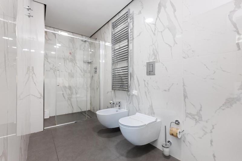 Double Room image 1