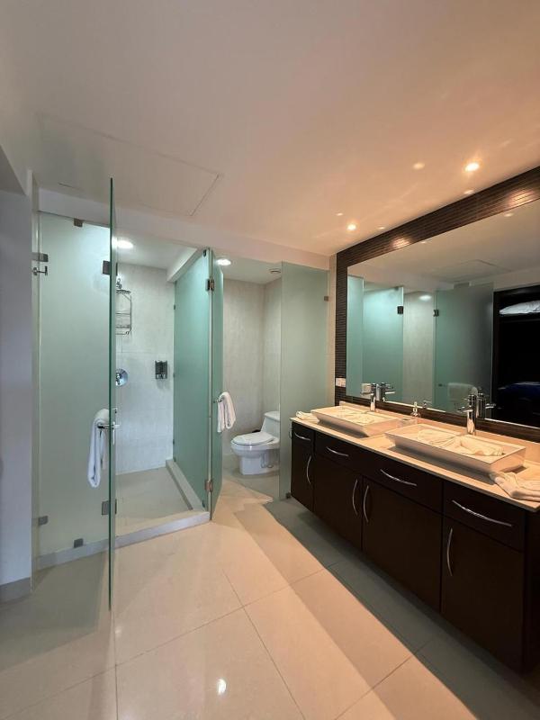NEW Casa Paradise Ocean View apts - image 5