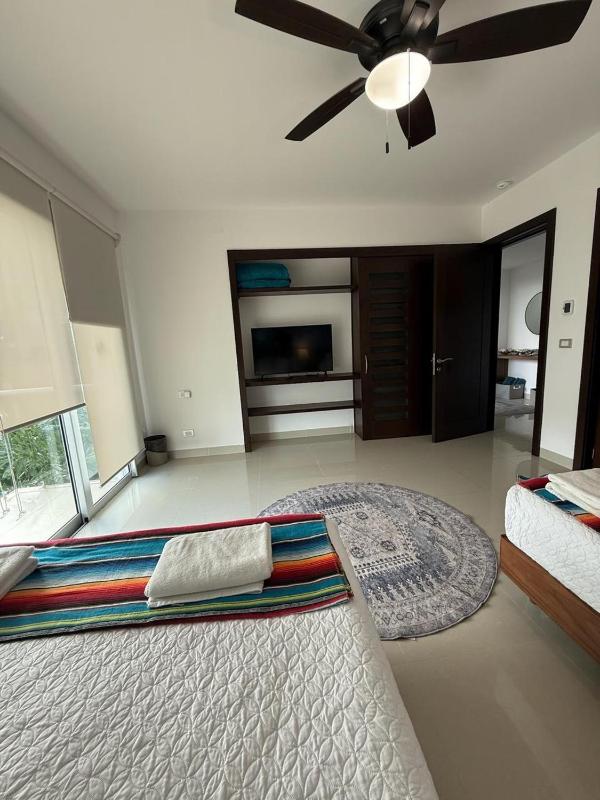 NEW Casa Paradise Ocean View apts - image 12