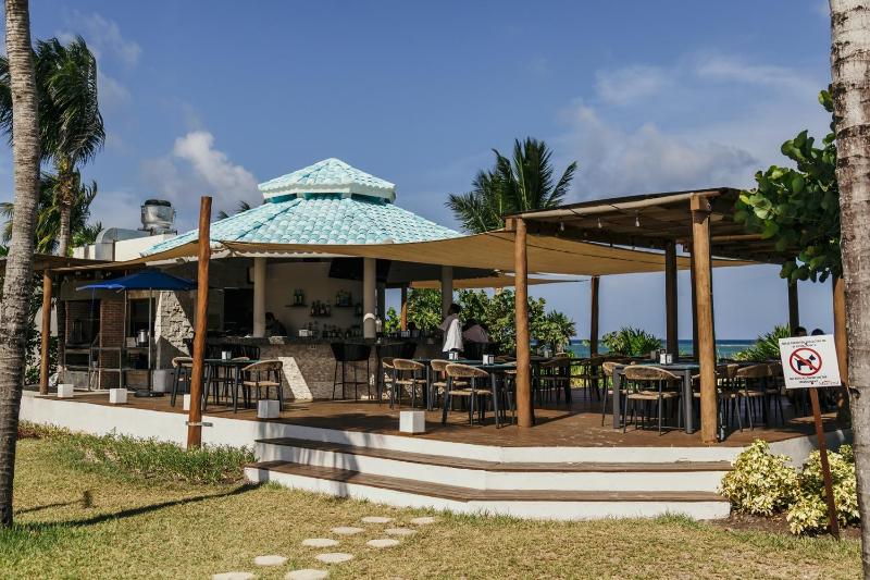 NEW Casa Paradise Ocean View apts - image 6