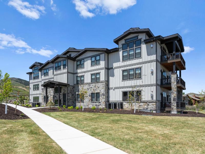 Mayflower Lakeside 3 Bedroom Mountain Retreat - image 3