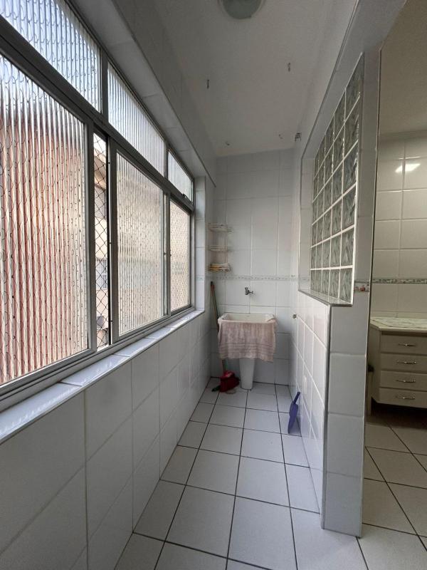Apartamento Praia da Enseada - image 15