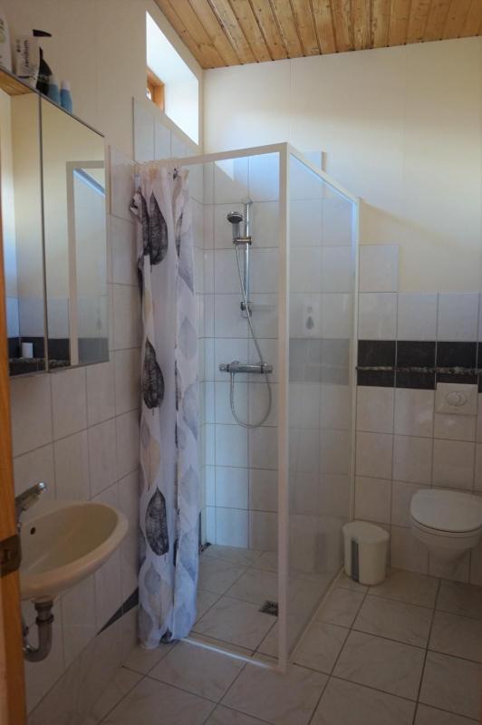 Quadruple Room with Bathroom image 2