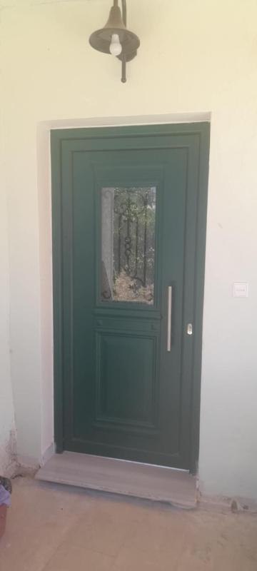 Androniko's Cosy Studio - image 5
