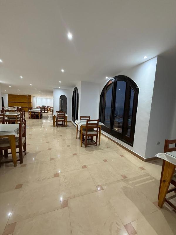 Zain Dive Inn - image 9
