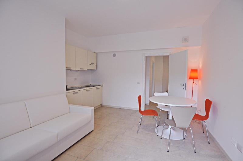 One-Bedroom Apartment (4 Adults) image 1