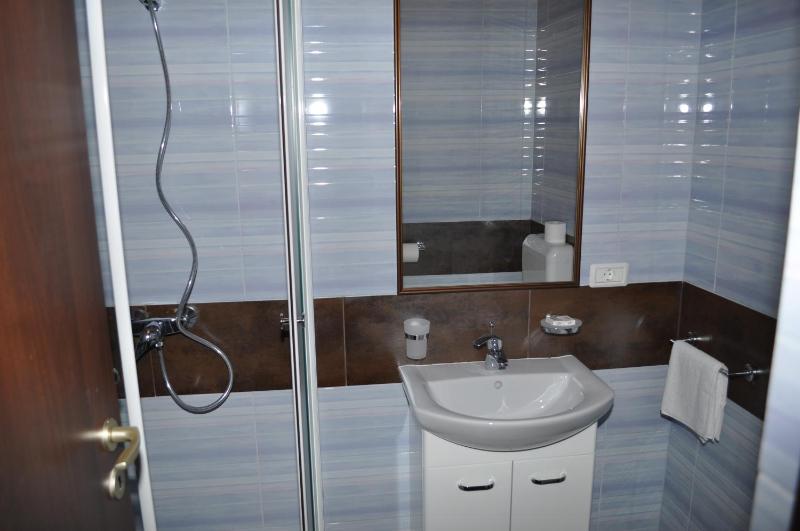 Triple Room with View image 3