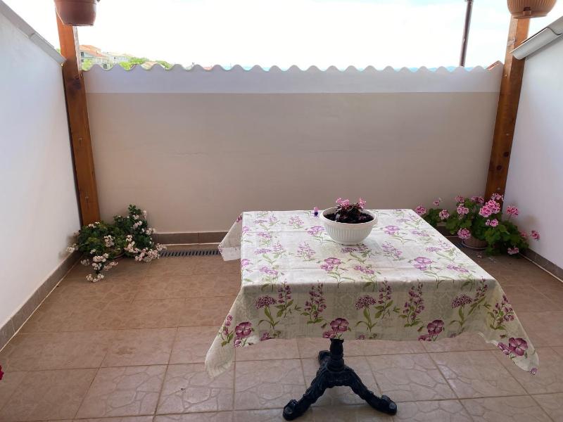 Two-Bedroom Apartment with Terrace and Sea View image 3