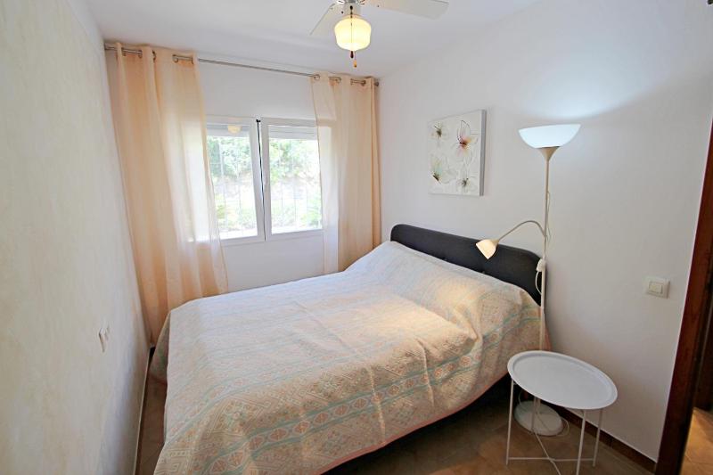 Beate - holiday bungalow with pool in Moraira - image 13