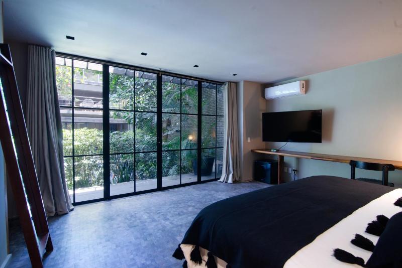 Livin Condesa - image 40