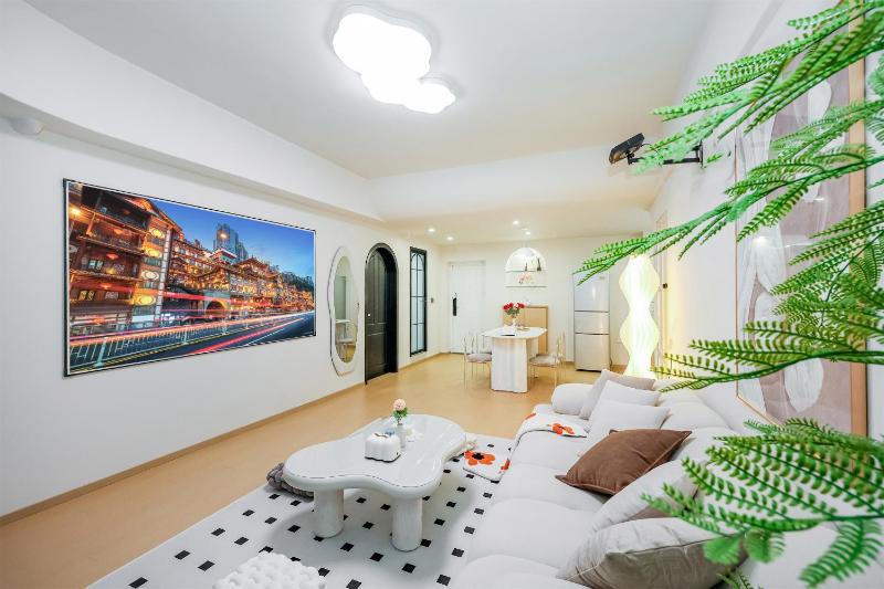 Baihong Sky View Studio with Deep Soak Tub - Jiefangbei Center - image 11