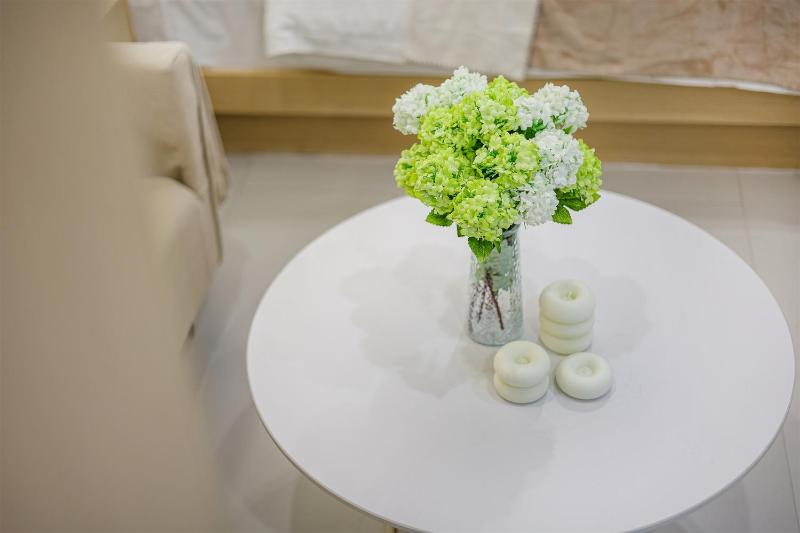 Baihong Sky View Studio with Deep Soak Tub - Jiefangbei Center - image 22