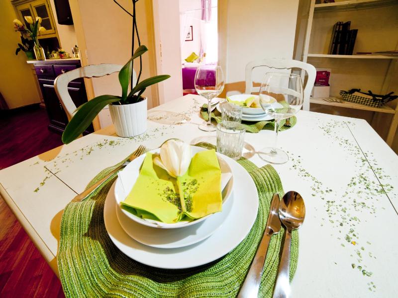 Standard Apartment -114 Via Boschetto image 3
