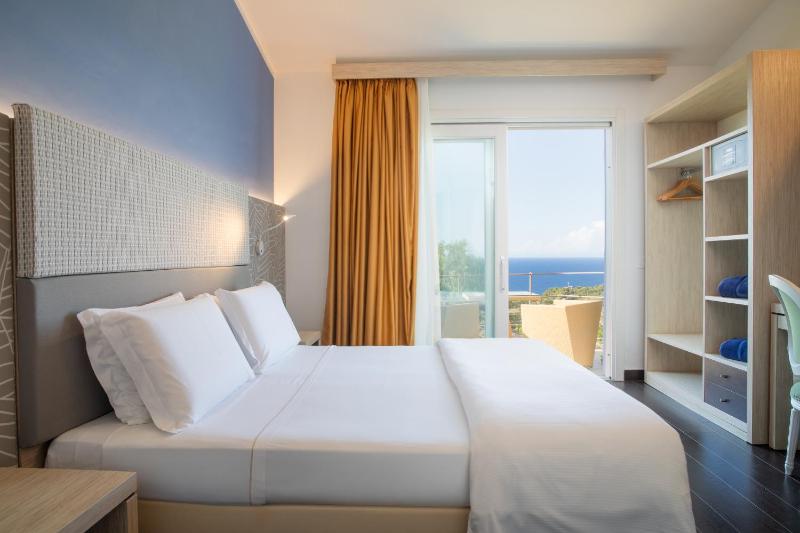 Classic Double Room image 1
