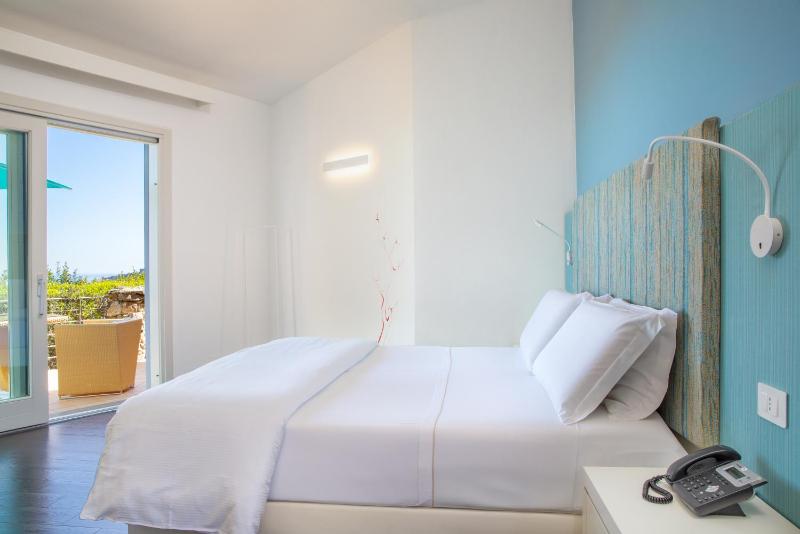 Superior Double Room image 1