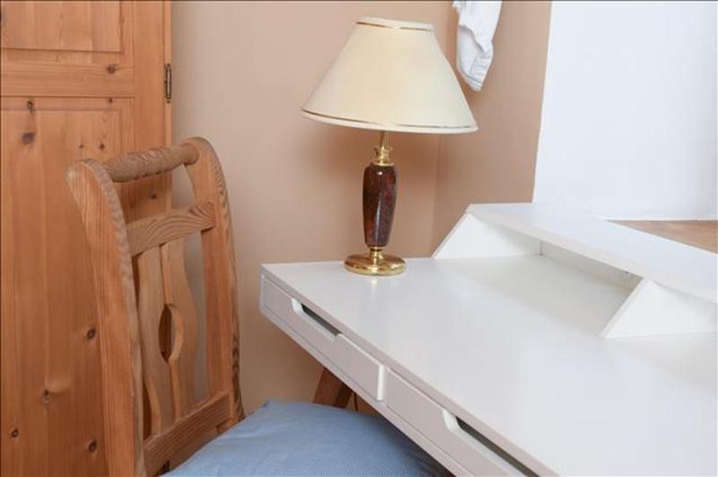 Single Room image 1