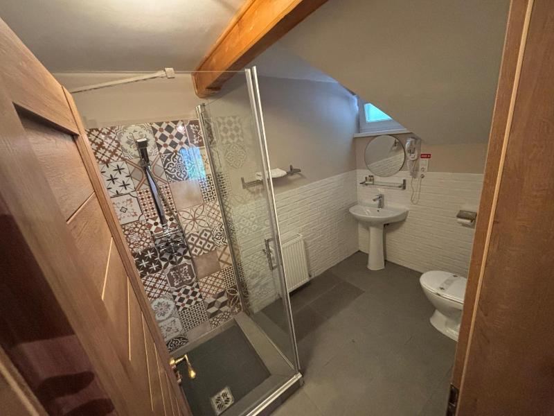 Economy Double Room image 2
