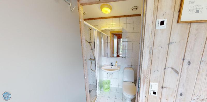 Twin Room image 2