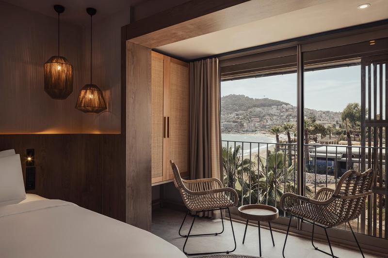 King Room with Sea View image 4