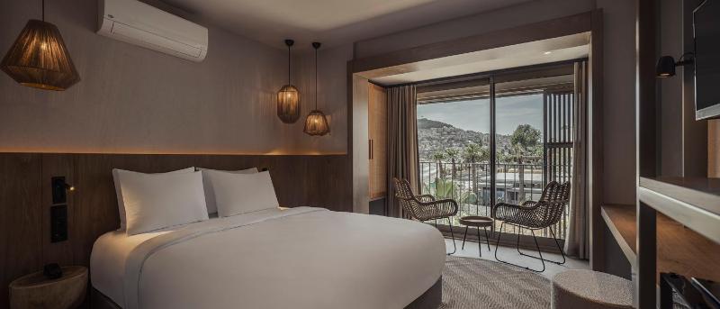 King Room with Sea View image 3