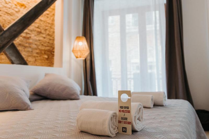Hulot B&B Valencia - image 12