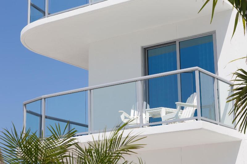 Premium Two-Bedroom King Suite - Gulf Front  image 3