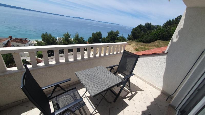 Room with Balcony and Sea View (2 Adults) image 2