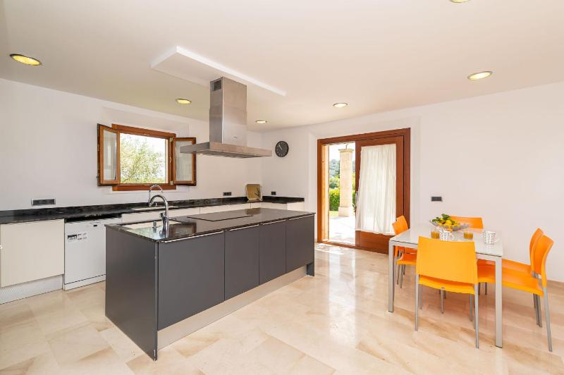 Villa Can Fiol by Sealand Villas - image 15