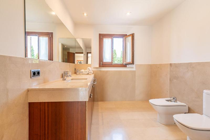 Villa Can Fiol by Sealand Villas - image 6