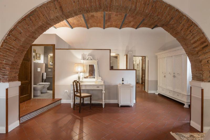Standard Double Suite image 4