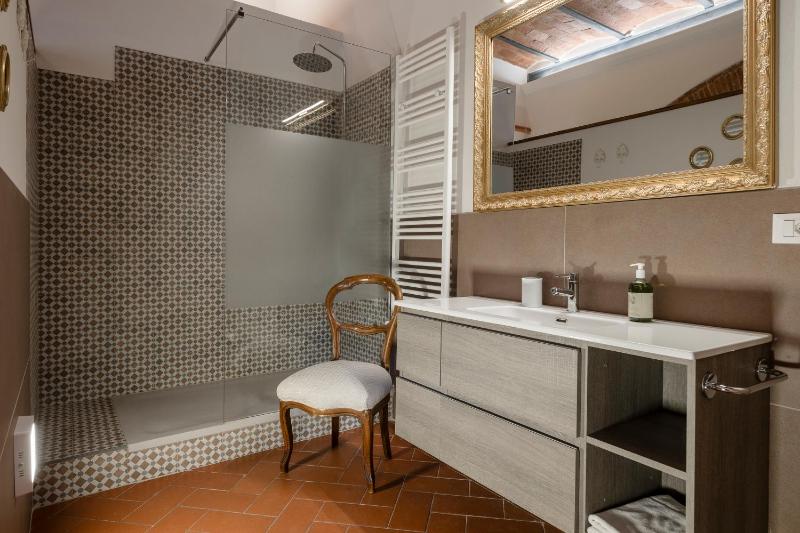Standard Double Suite image 2