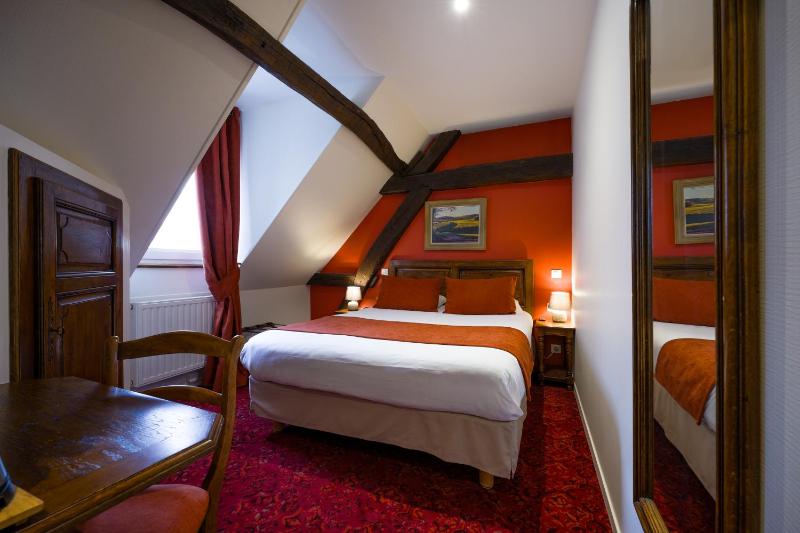 Classic Small Double Room image 1
