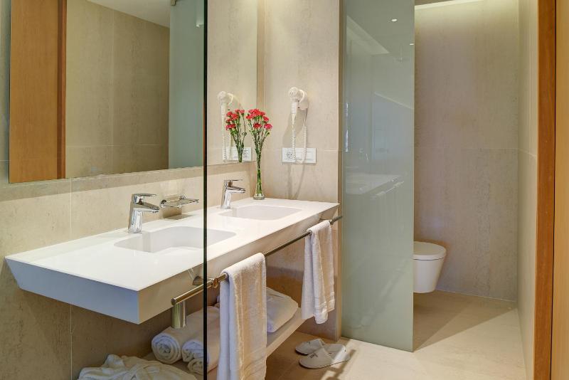 Double Room image 1