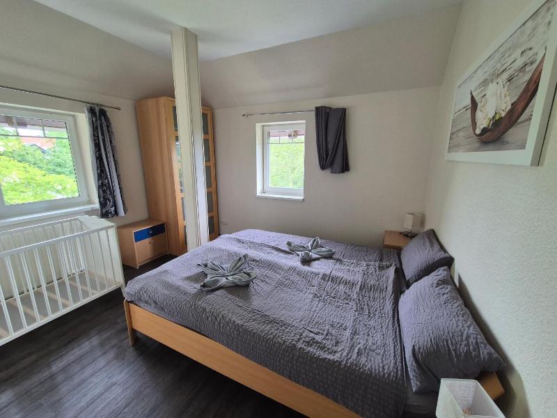 One-Bedroom Apartment with Balcony image 3
