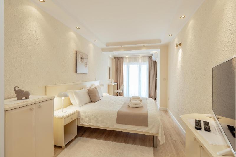Studio with Sea View image 4