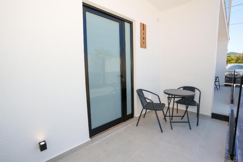 Belmond Hotel - image 13