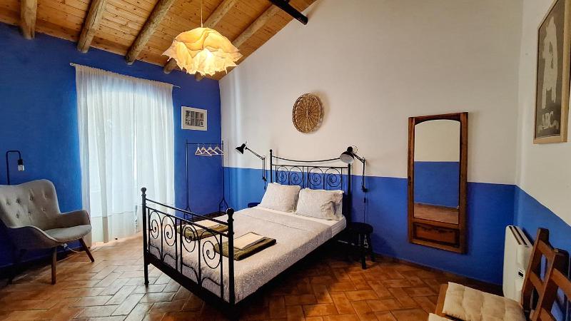 Two-Bedroom House image 4