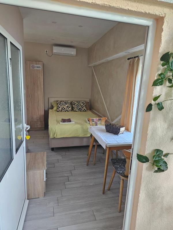 Apartment image 2