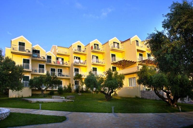 Lassi Hotel - image 37