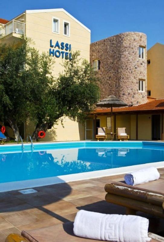Lassi Hotel - image 33