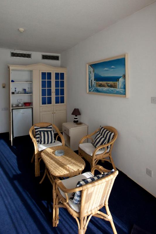 One-Bedroom Suite image 3