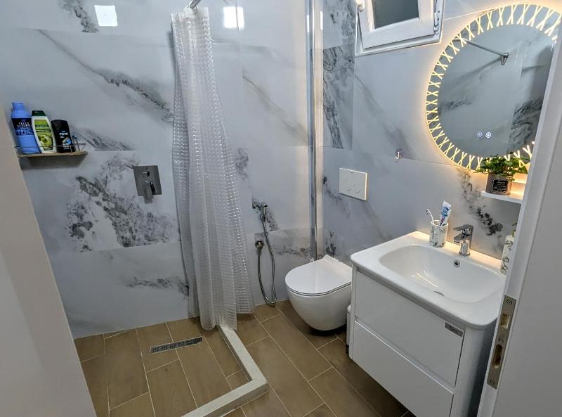 The Parkside Villa Apartment II - image 10