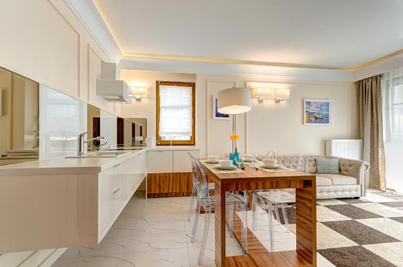 Bentley Home Sopot - image 5