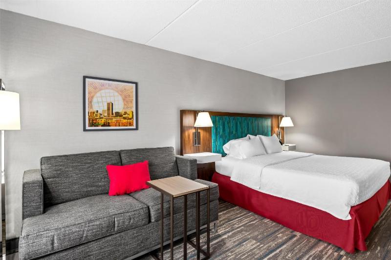 King Room with King Bed - Non-Smoking image 3