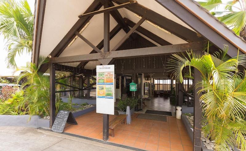 Coconut Palms Resort & Diamond Casino - image 16