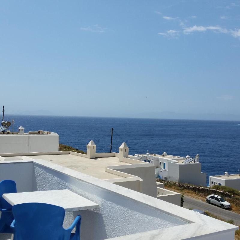 Double Room with Sea View image 2