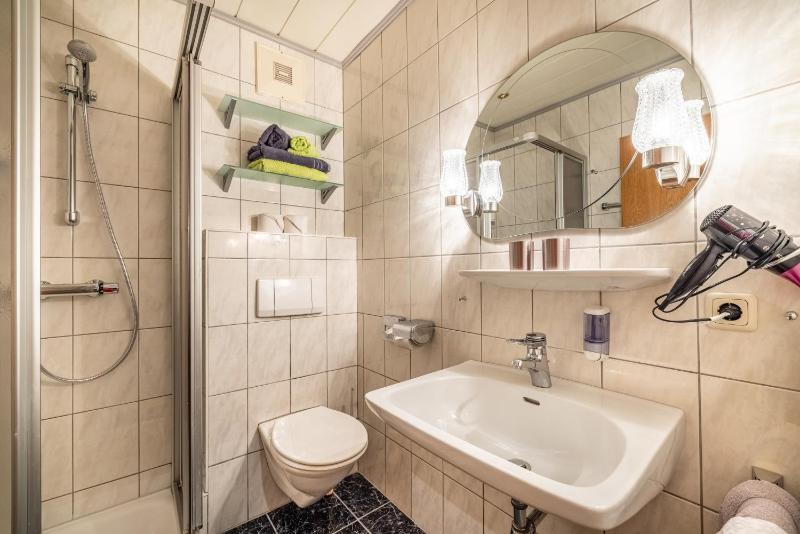 One-Bedroom Apartment with Balcony image 1